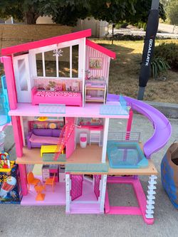 Barbie dream house