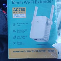 Wifi Range Extender BRAND NEW! Top Notch 50 OBO!