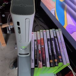 xbox 360 2 Controllers Various Games