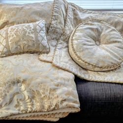 Full Comforter Set
