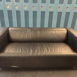 2 IKEA Klippan loveseats (black)