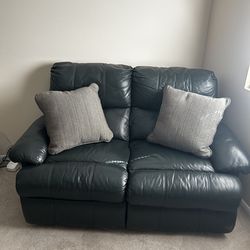 Two-seater Recliner/loveseat