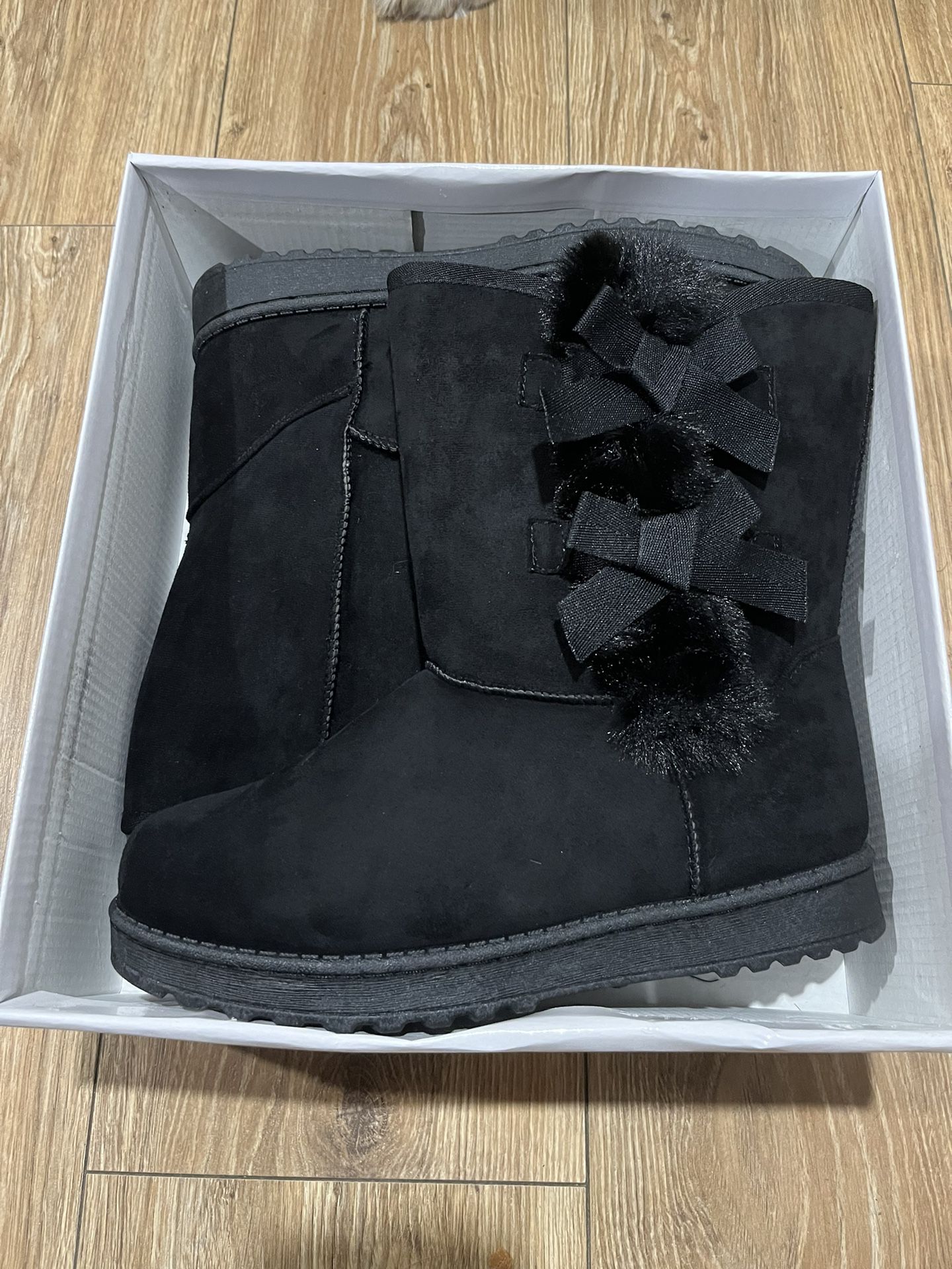 Winter Snow Boots for Women Mid Calf Warm Fur Lined 