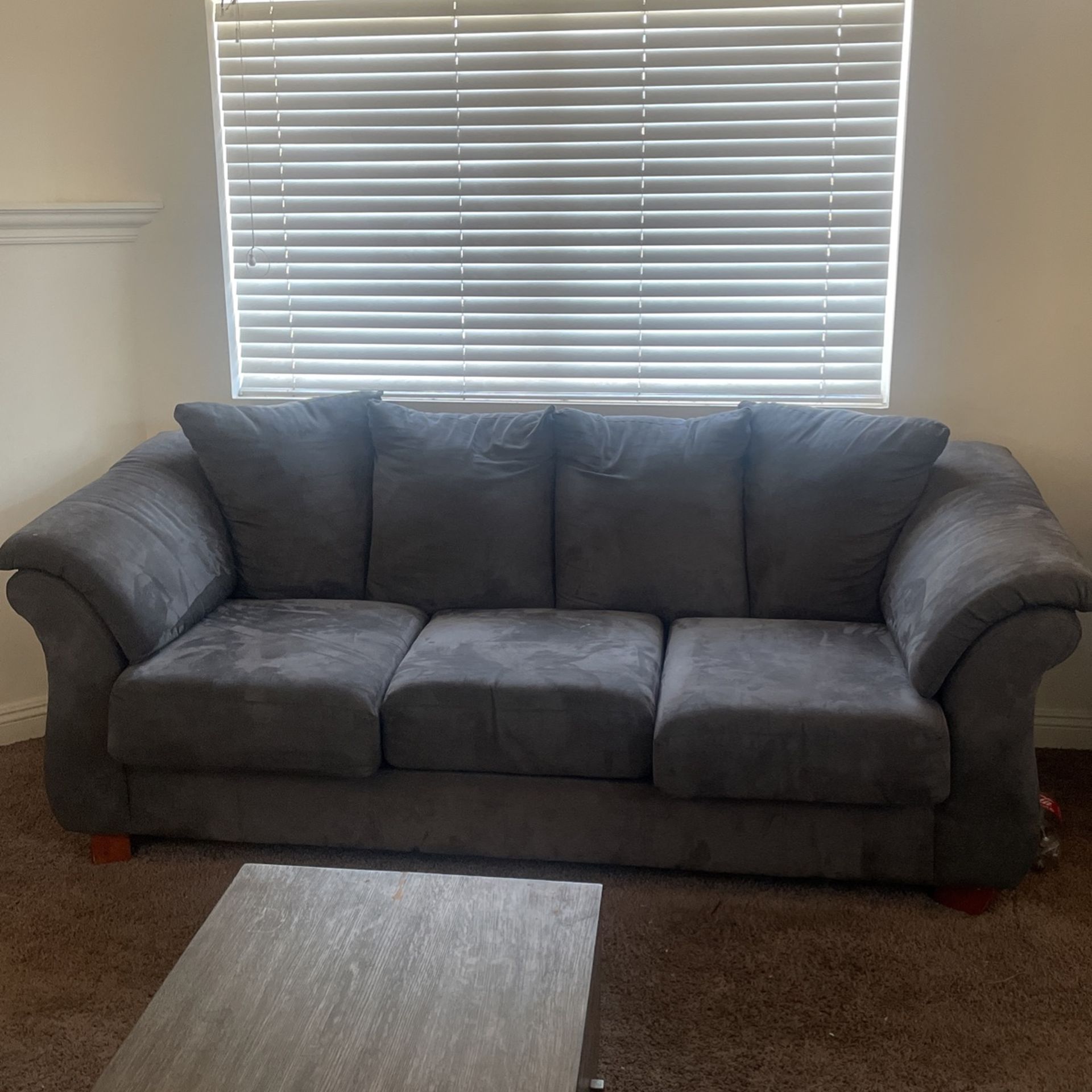 Couch for Sale in Desert Hot Springs, CA OfferUp