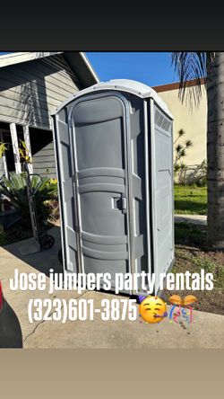 Porta Potties 