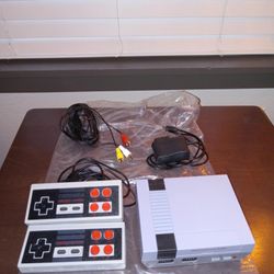 Super Nintendo (Home Entertainment System)