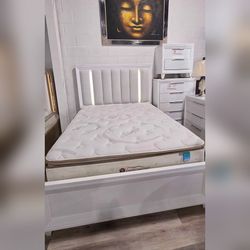 4PC Bedroom set with LED white color