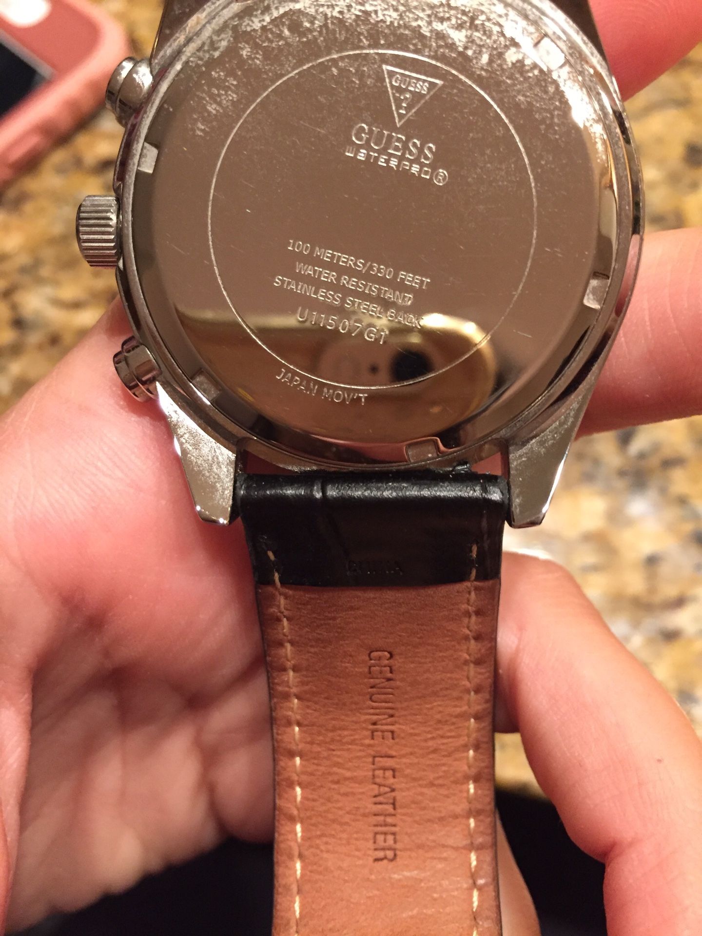 Men's guess watch like new