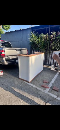 Folding Moble bar