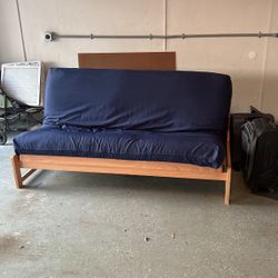  Futon 