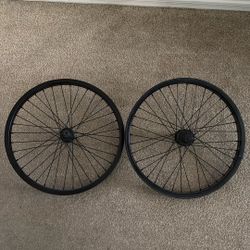 Cinema Zx 333 Lhd Cassette 20” Wheel Set Like New Bikes 
