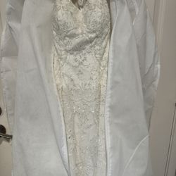 Gorgeous Oleg Cassini Beaded Classic Wedding/quinceañera Dress