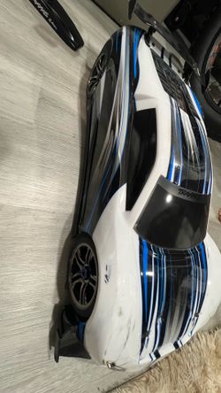 Traxxas X01