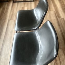 Modern Bar Stools (Set of 2) – Like New – Comfortable – $50