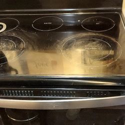 Electric Stove And Dish Washer 