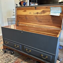 Refurbished Vintage Lane Cedar Chest