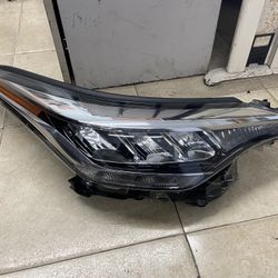 20-22 Toyota CH-R Headlight Passenger Side