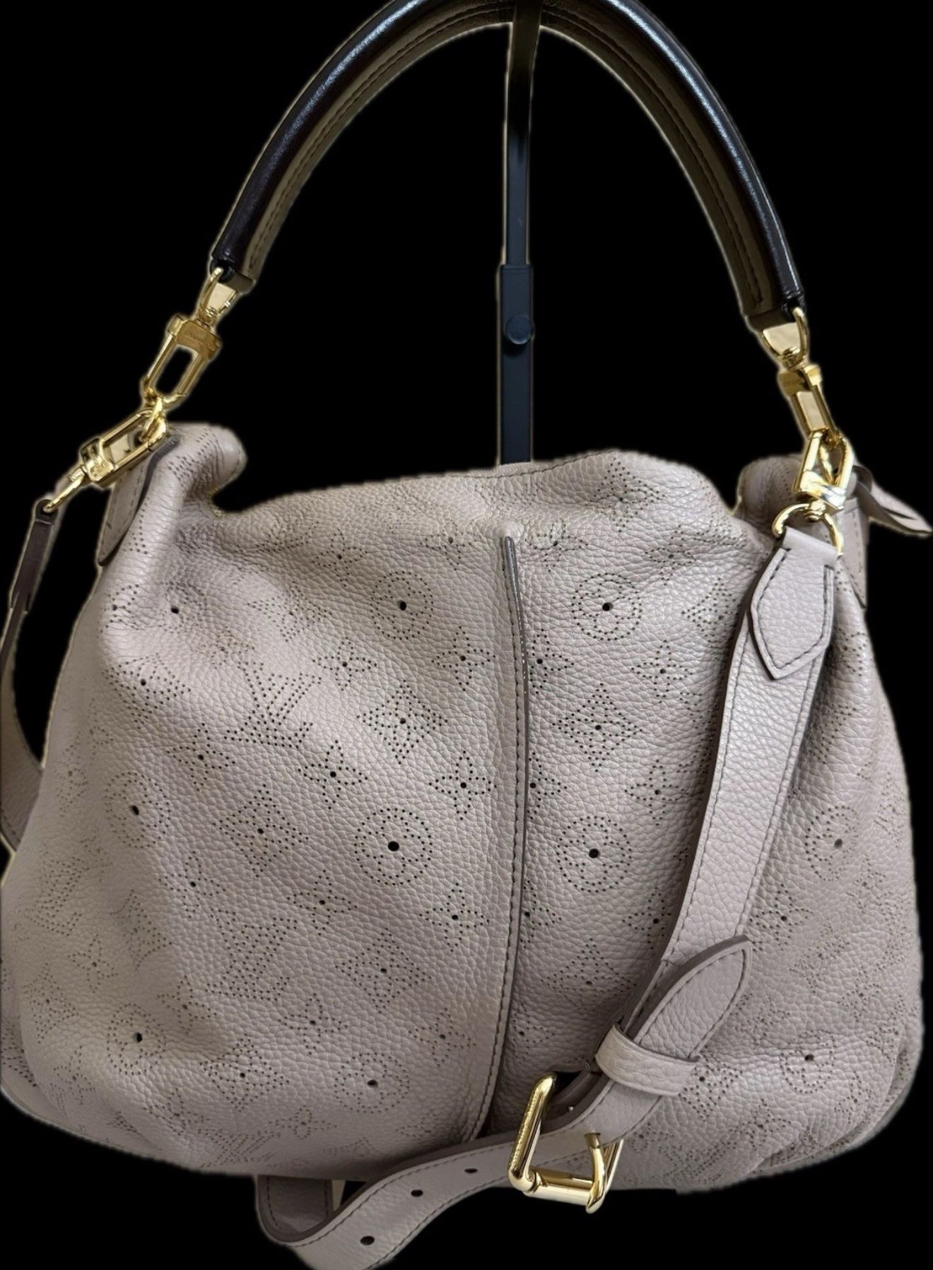 Louis Vuitton Selene Shoulder Bag PM Beige Mahina Leather