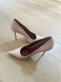 Authentic Celine Paris Nude Leather Pointed Toe Pumps Size 39.5
