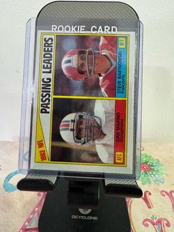 1984 TOPPS FOOTBALL #202 PASSING LEADERS (MARINO) - NEAR MINT-
