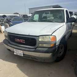 2001. GMC Sierra. For Parts Only