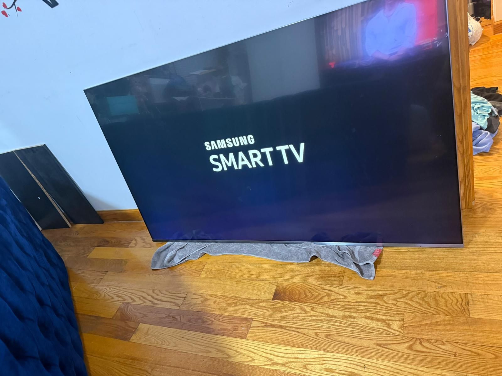 Smart Tv 65”