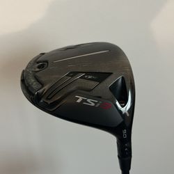 Titleist TSI3 9 degree driver with Hzrdus smoke shaft
