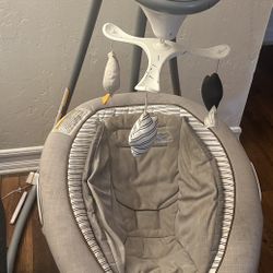 Graco DuetConnect Deluxe Multi-Direction Baby Swing and Bouncer - Britton