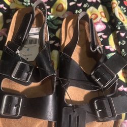 Time and Tru Sandals