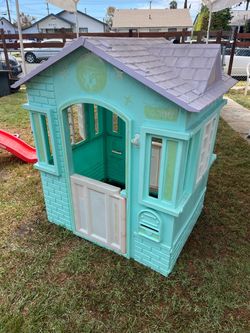 Free kids house