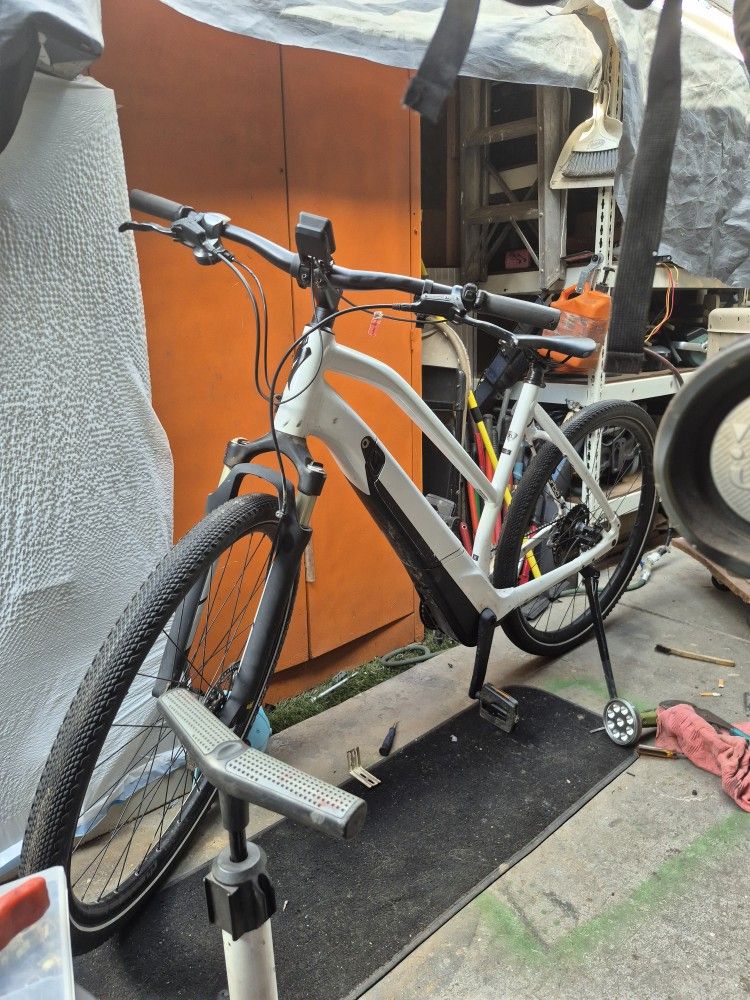 Specialized Vado E Bike