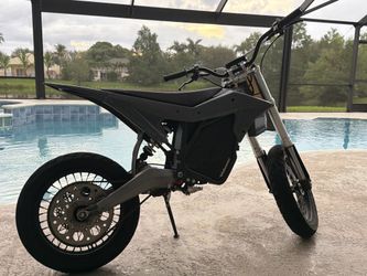 2025 ETM RTR Electric Dirtbike