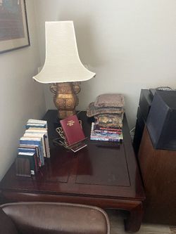 Oriental coffee table solid M horse hoof 