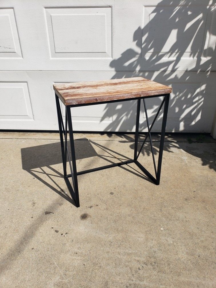 Wood Top Stand / Side Table