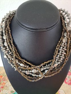 Premier Designs "Wear it Now" beaded bib necklace