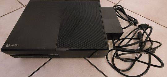 XBOX ONE + 10 GAMES