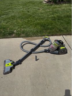 Hoover Vacuum Cleaner WindTunnel Air Bagless Corded Canister Vacuum