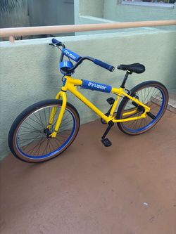 Thruster BMX Bike – Yellow & Blue – Great Condition