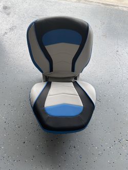 Bow seat
