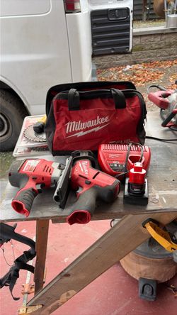 Milwaukee M12