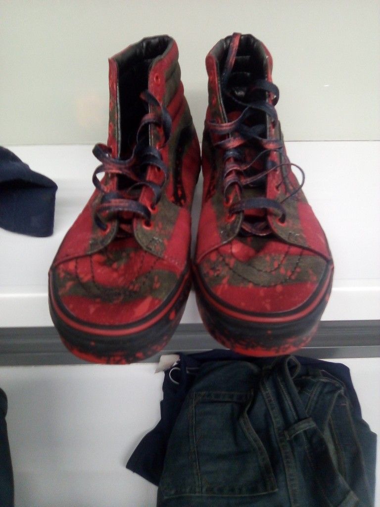 Vans Nightmare On Elm Street Edition New!