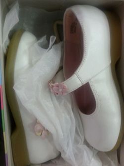 White Stride Rite Girls Dress Shoe
