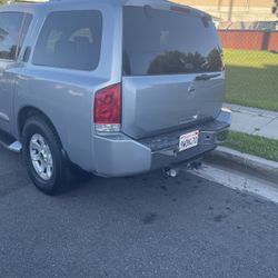 2004 Nissan Armada