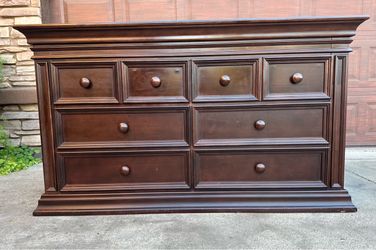 Baby Cache Vienna 6-Drawer Dresser in Espresso Color