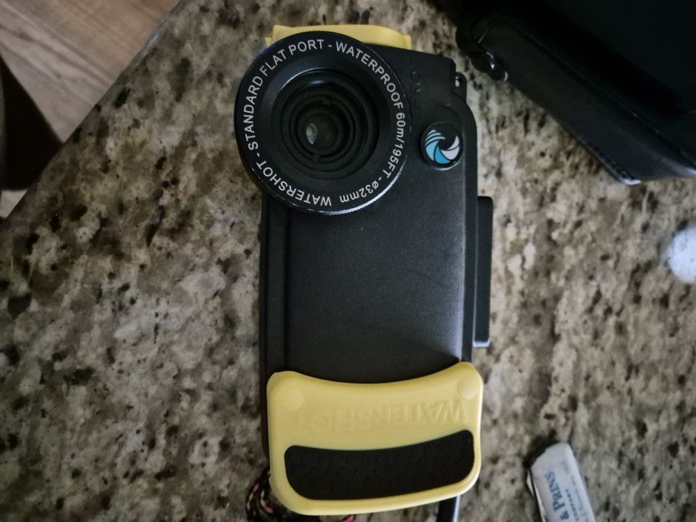 I PHONE UNDERWATER DIVING CASE