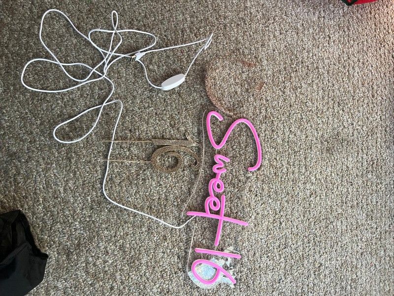 Sweet 16 Party Items