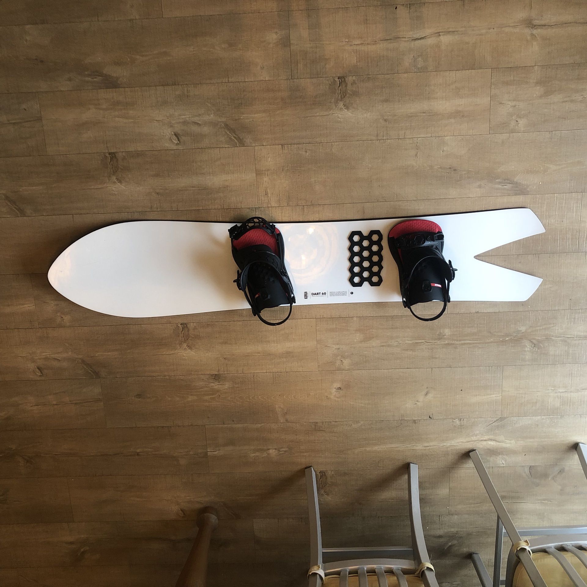 Snowboard Korua Dart 160 for Sale in San Marcos, CA - OfferUp
