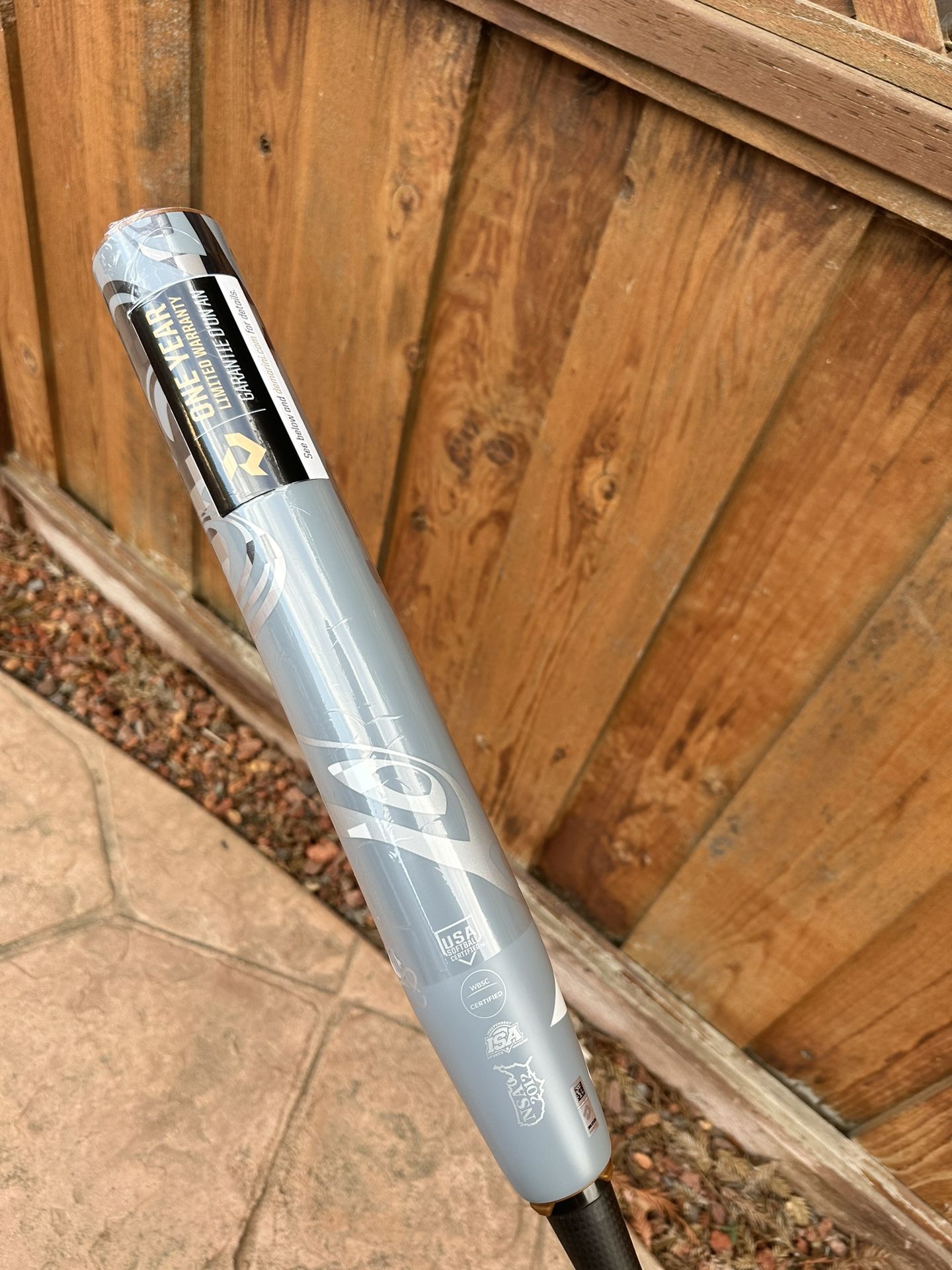 DeMarini FP Whisper (-9) 33in 24oz
