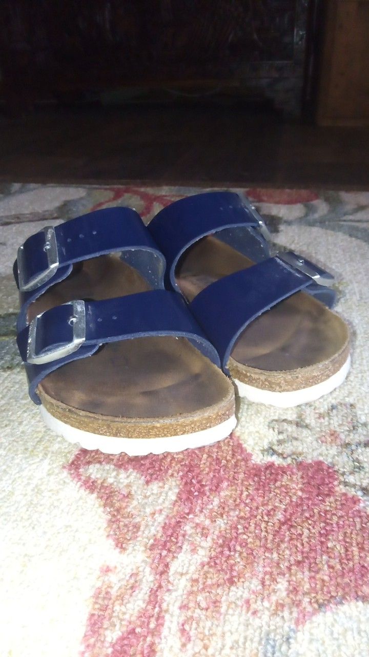 Birkenstock sandals womens size 8.5