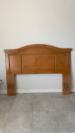 Frame complete bed foot board frame mattress and box spring
